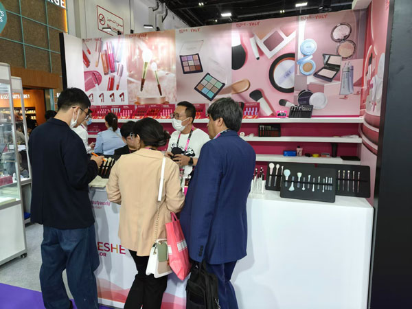 27番目のBeautyworld Middle East、Yoly Groupは、ホール4-D38であなたを待っています！